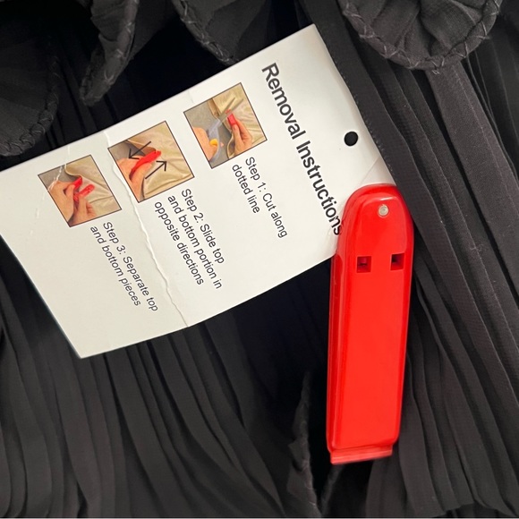 Mac Duggal Pleated Tiered Ruffle chiffon Rosette black Mini Dress size 12 - Picture 9 of 11